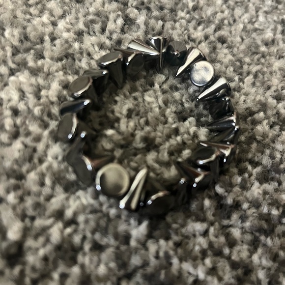 Set of four gently used bracelets. - Picture 5 of 11